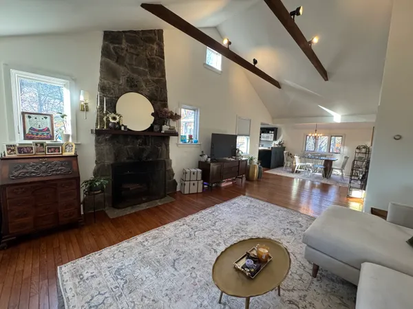 $4,250 | 22 Horseshoe Road, Wilton, CT 06897
