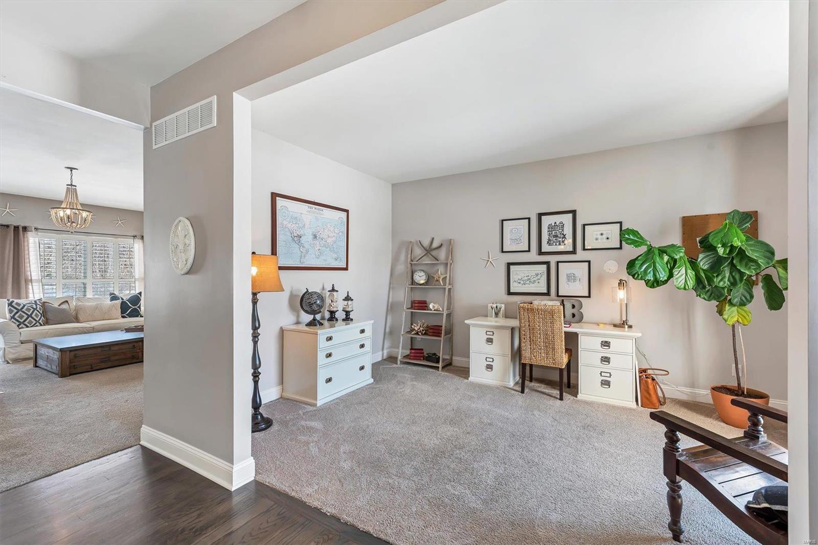 38 Heritage Pointe Circle Fenton, MO 63026 - Photo 9 of 42