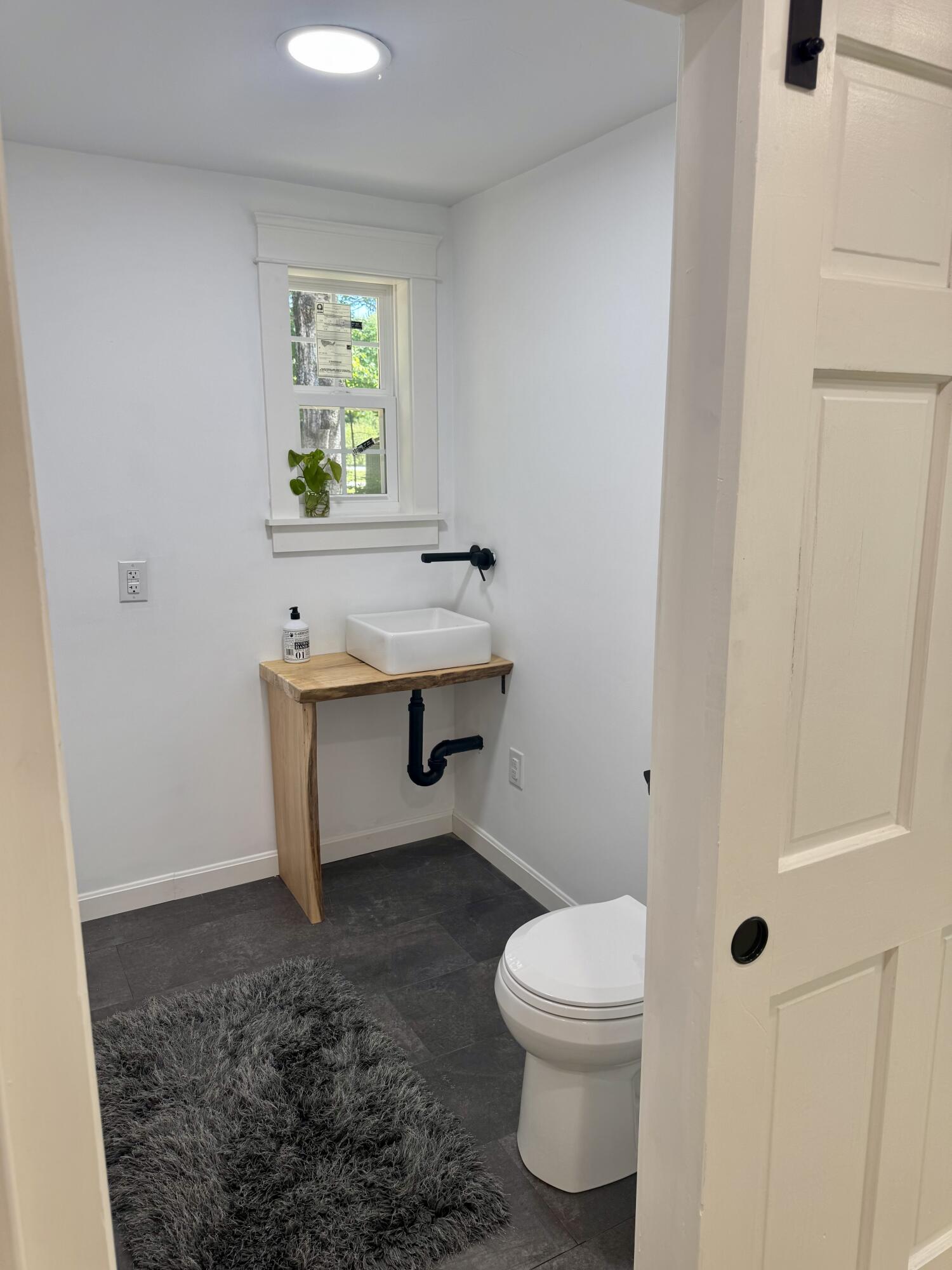 549 Hudson Road Glenburn, ME 04401 - Photo 11 of 40 1/2 bath/laundry