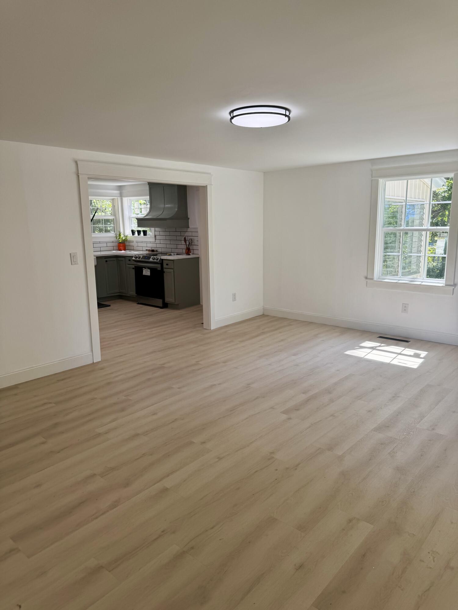 549 Hudson Road Glenburn, ME 04401 - Photo 15 of 40 livingroom