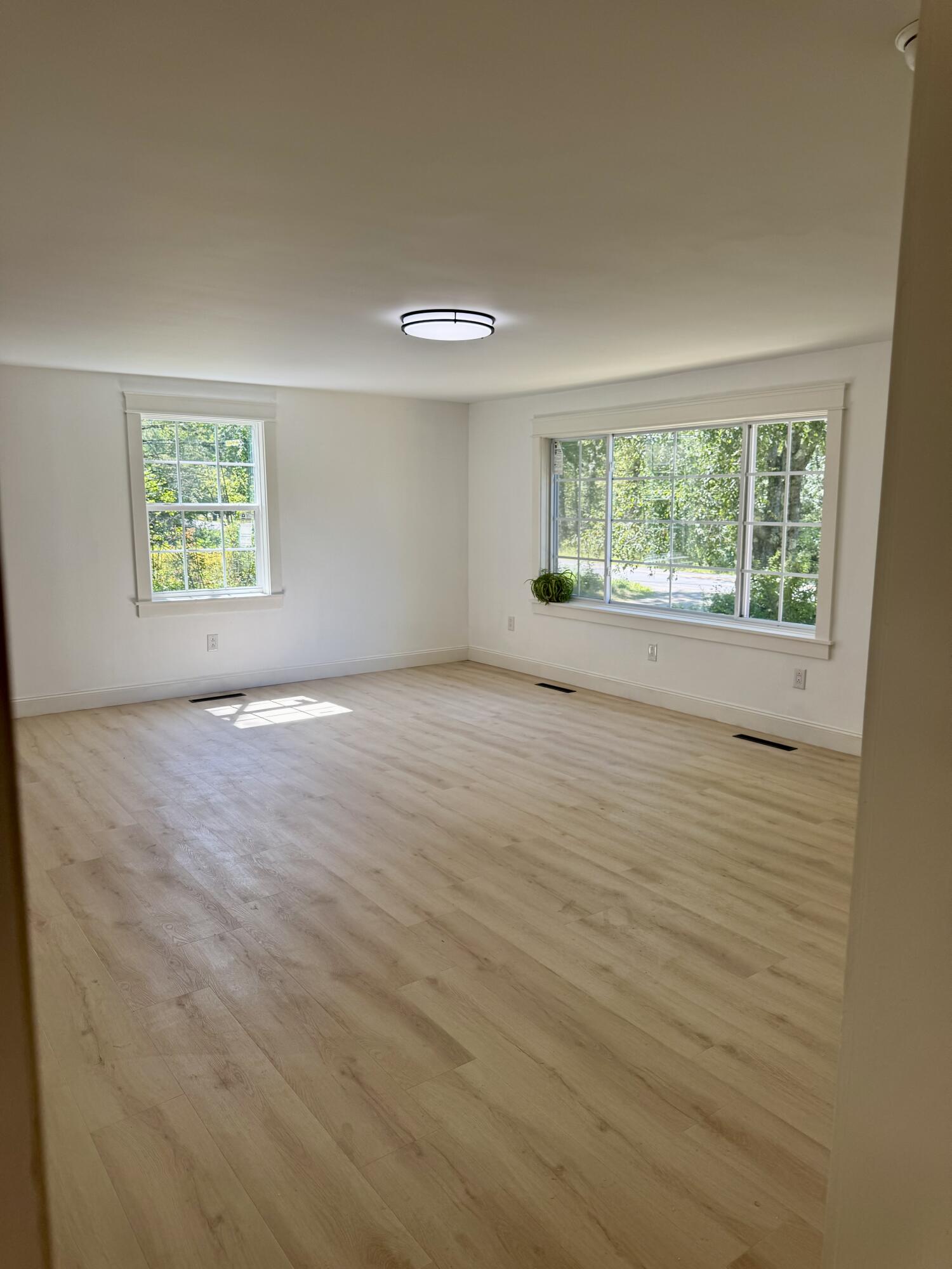 549 Hudson Road Glenburn, ME 04401 - Photo 16 of 40 livingroom