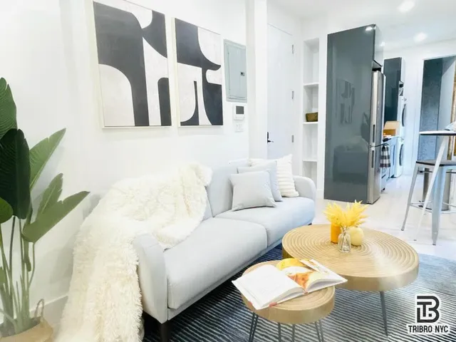 $2,850 | 513 West 48th Street, Unit 2RE | Hell's Kitchen