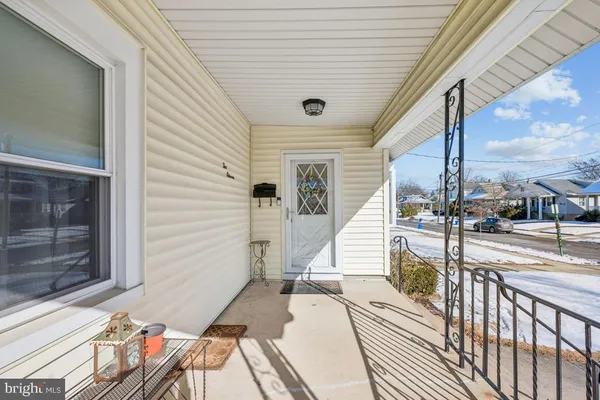 $360,000 | 211 Landis Avenue, Oaklyn, NJ 08107