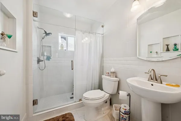 $360,000 | 211 Landis Avenue, Oaklyn, NJ 08107