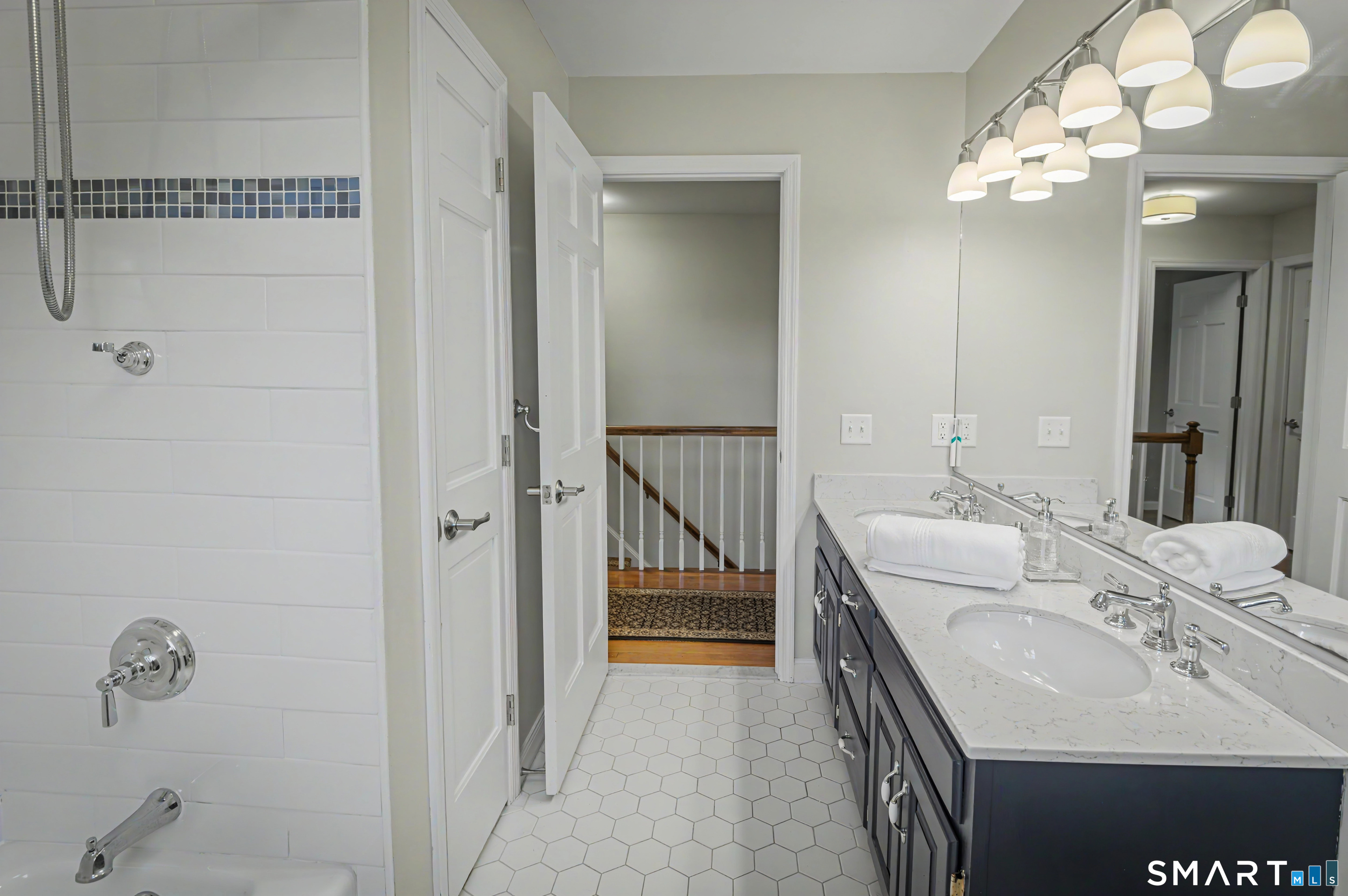 9 Schoolhouse Place Ridgefield, CT 06877 - Photo 28 of 40