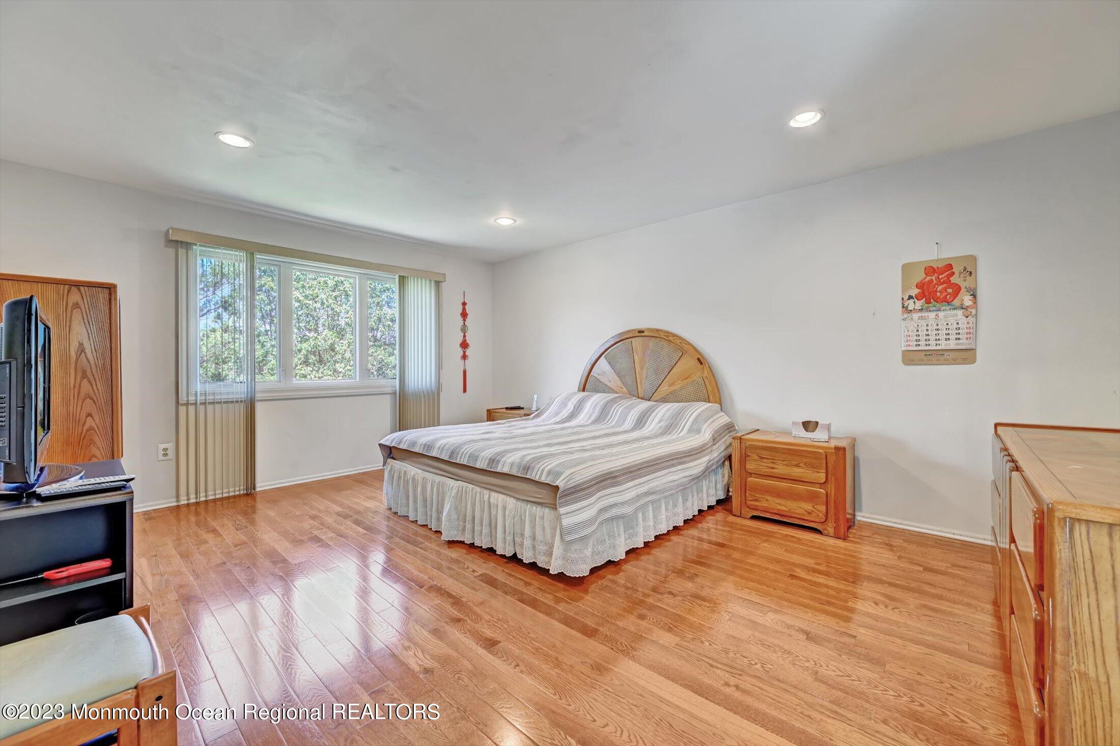 201 Nottingham Road Morganville, NJ 07751 - Photo 25 of 53 Hardwood Floors & Recessed lighting