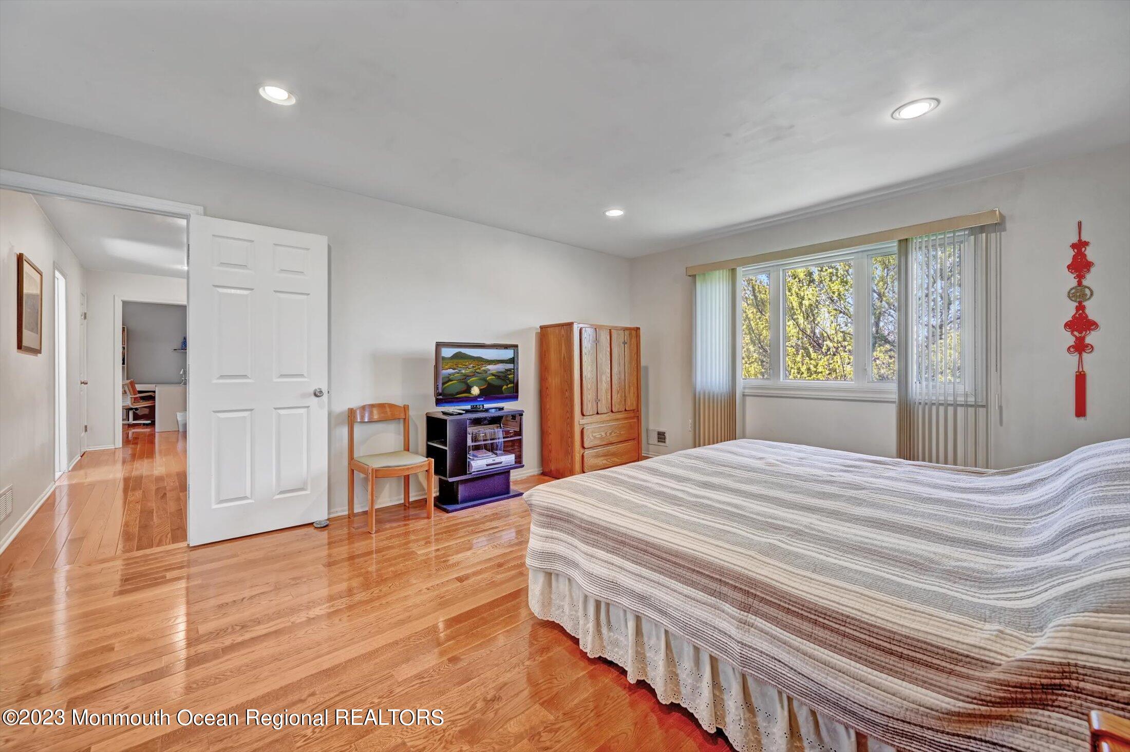 201 Nottingham Road Morganville, NJ 07751 - Photo 26 of 53 Double door entry