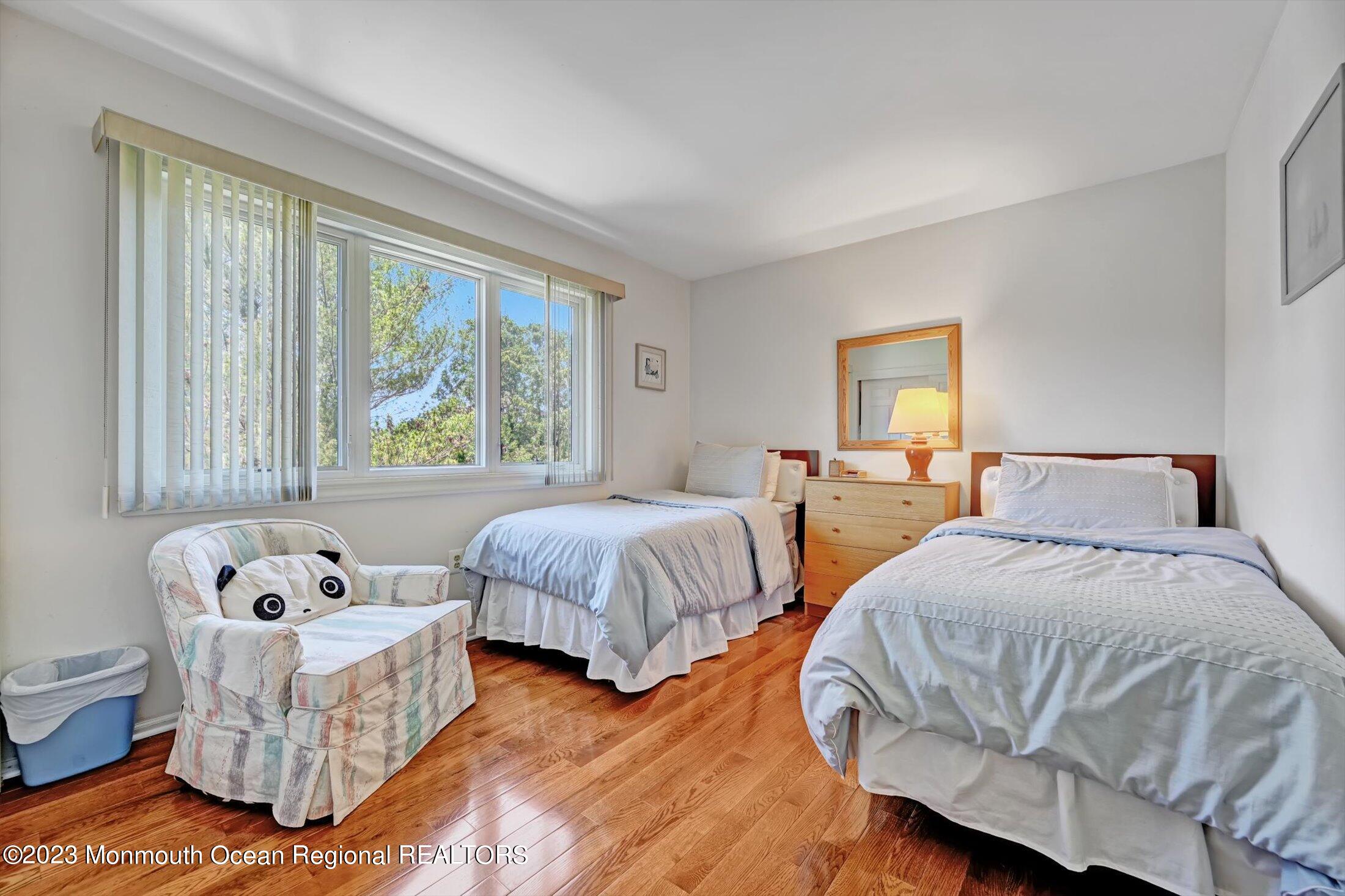 201 Nottingham Road Morganville, NJ 07751 - Photo 32 of 53 Hardwood Floors