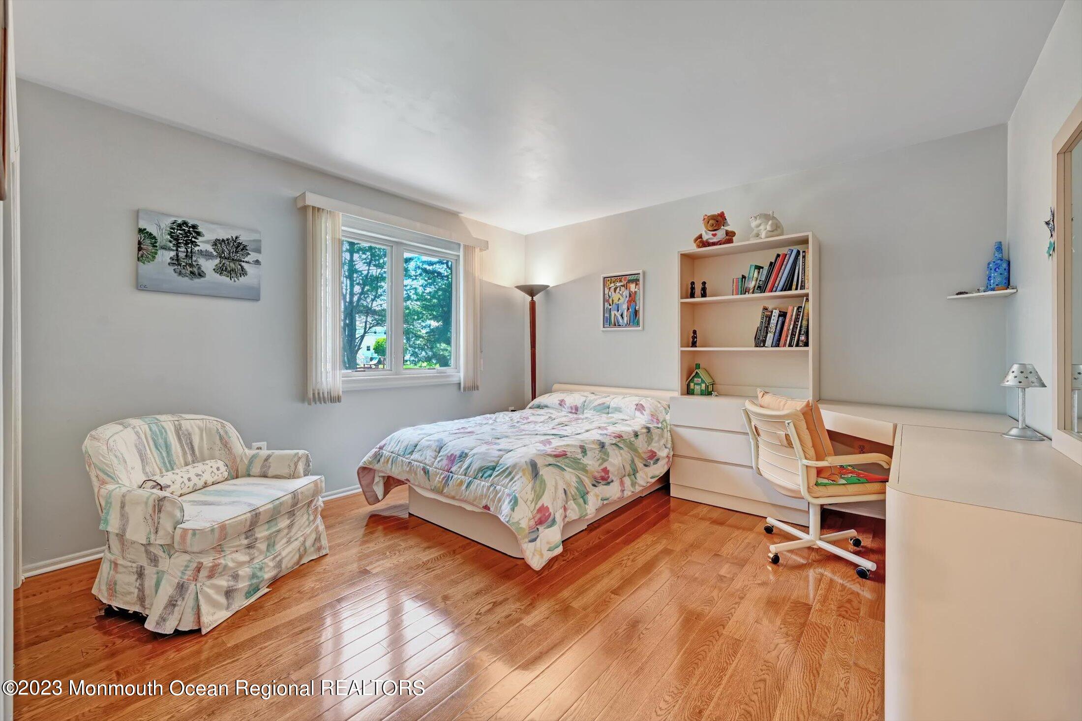 201 Nottingham Road Morganville, NJ 07751 - Photo 36 of 53 Hardwood Floors