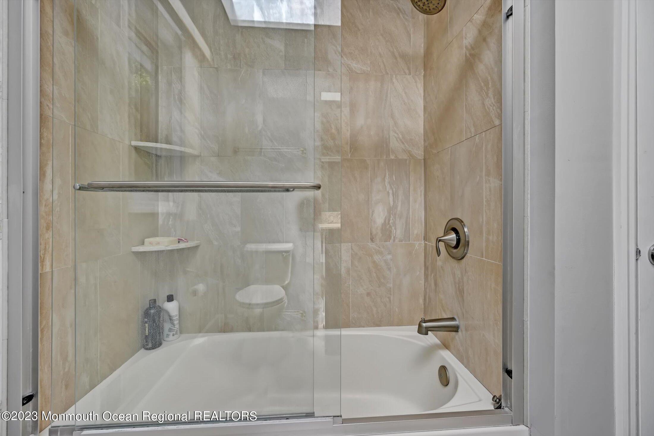 201 Nottingham Road Morganville, NJ 07751 - Photo 38 of 53 Tub and skylite