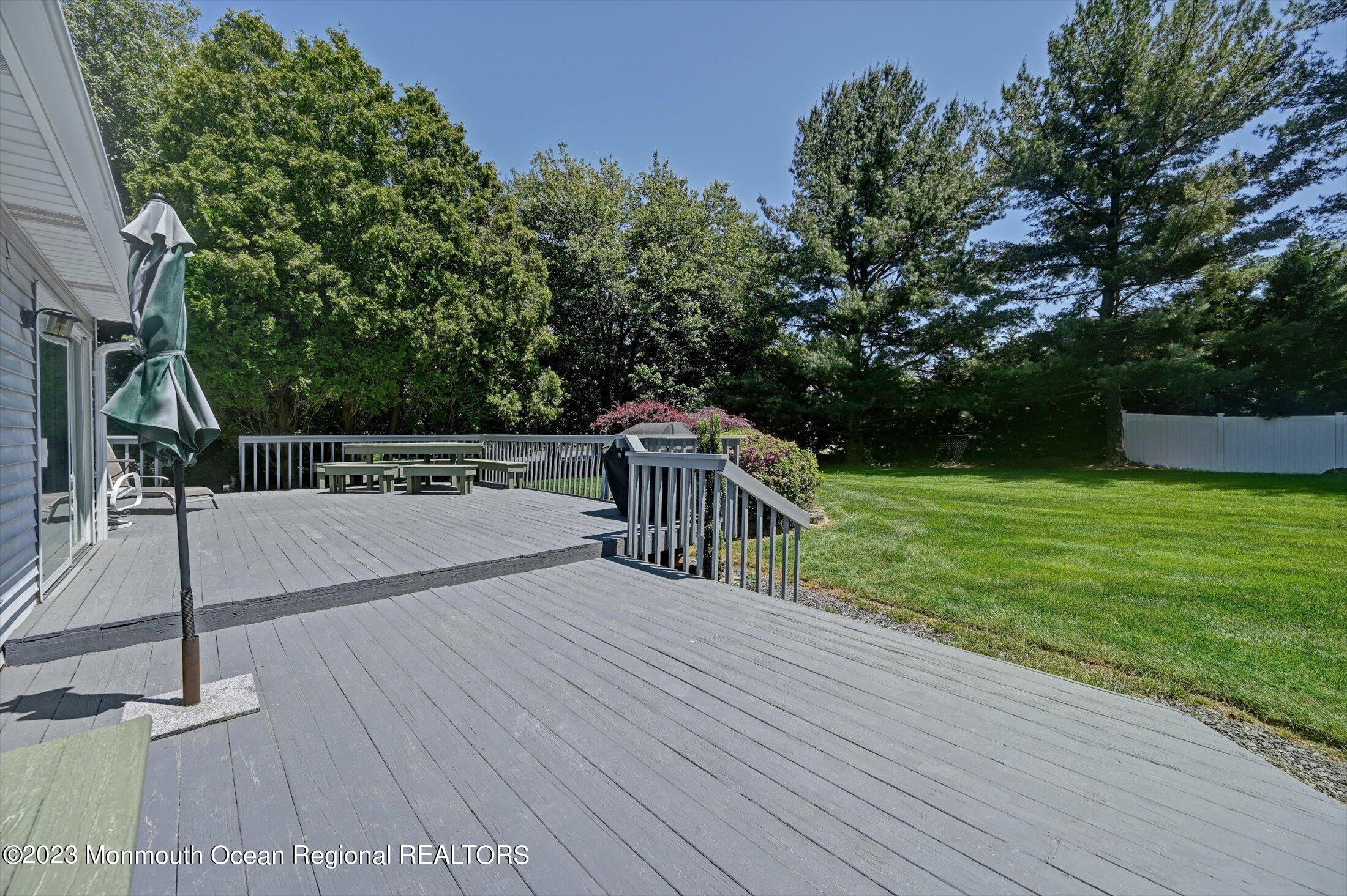 201 Nottingham Road Morganville, NJ 07751 - Photo 47 of 53 Holmdel Park minutes away