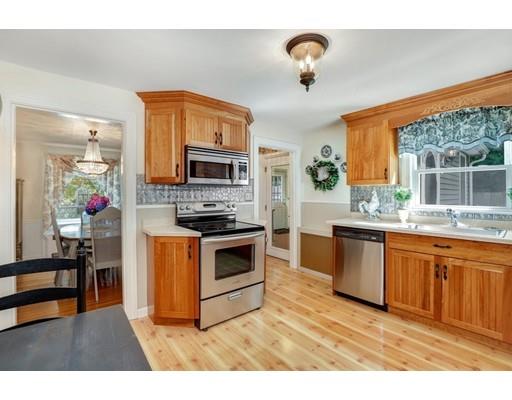 10 Asbury Road Worcester, MA 01602 - Photo 13 of 36