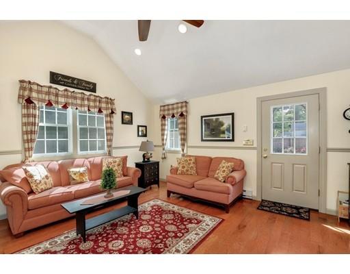 10 Asbury Road Worcester, MA 01602 - Photo 17 of 36