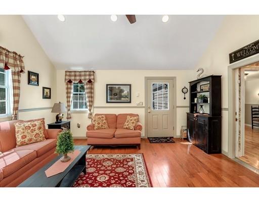 10 Asbury Road Worcester, MA 01602 - Photo 18 of 36