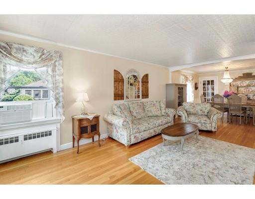 10 Asbury Road Worcester, MA 01602 - Photo 4 of 36