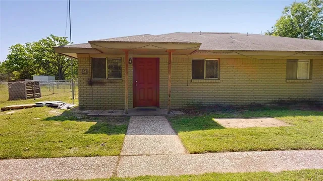 $1,050 | 16567 Farm To Market 2154, Unit 9, College Station, TX 77845