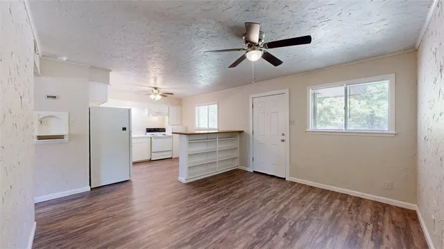 $1,050 | 16567 Farm To Market 2154, Unit 9, College Station, TX 77845