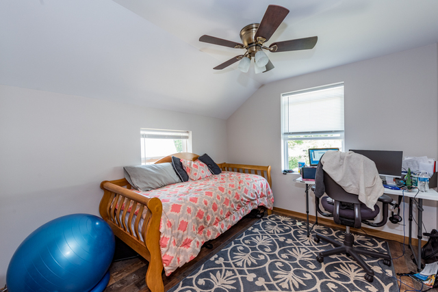 1910 North Green Bay Road Zion, IL 60099 - Photo 9 of 31
