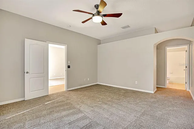 $2,295 | 6165 Skylarkcrest Drive, Lithia, FL 33547