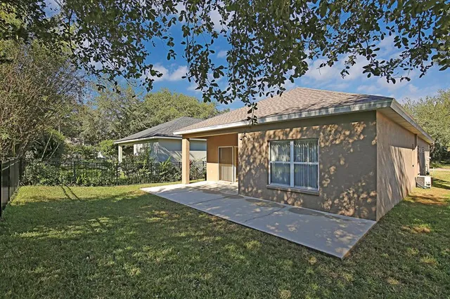 $2,295 | 6165 Skylarkcrest Drive, Lithia, FL 33547