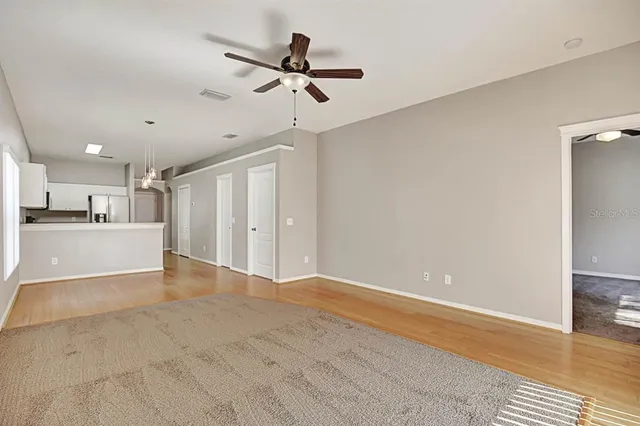 $2,295 | 6165 Skylarkcrest Drive, Lithia, FL 33547