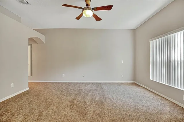 $2,295 | 6165 Skylarkcrest Drive, Lithia, FL 33547