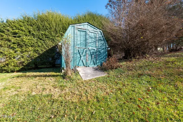 $295,900 | 19168 Mercedes Drive, Abingdon, VA 24210