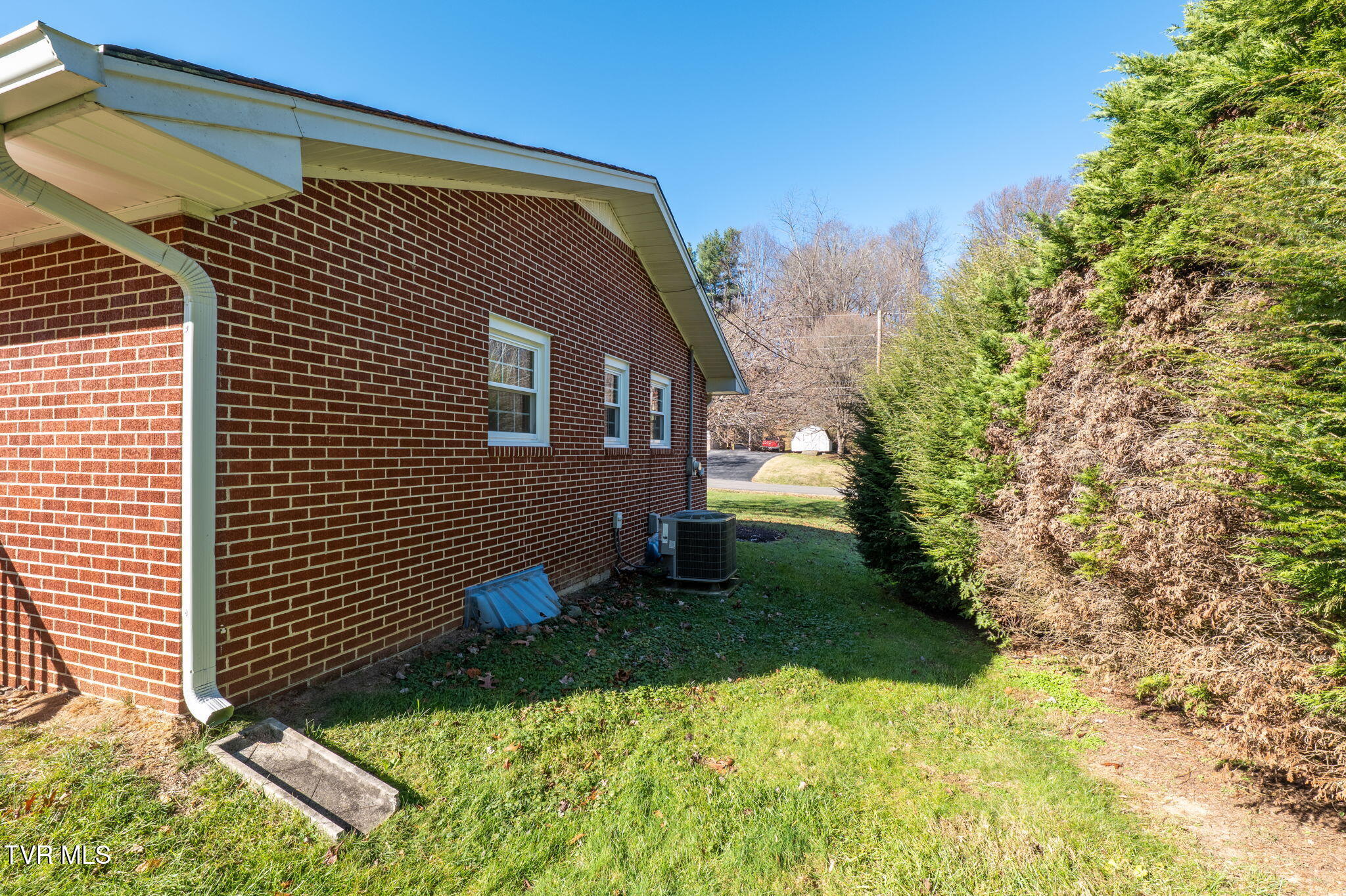 19168 Mercedes Drive Abingdon, VA 24210 - Photo 9 of 41 9-web-or-mls-19168-mercedes-dr