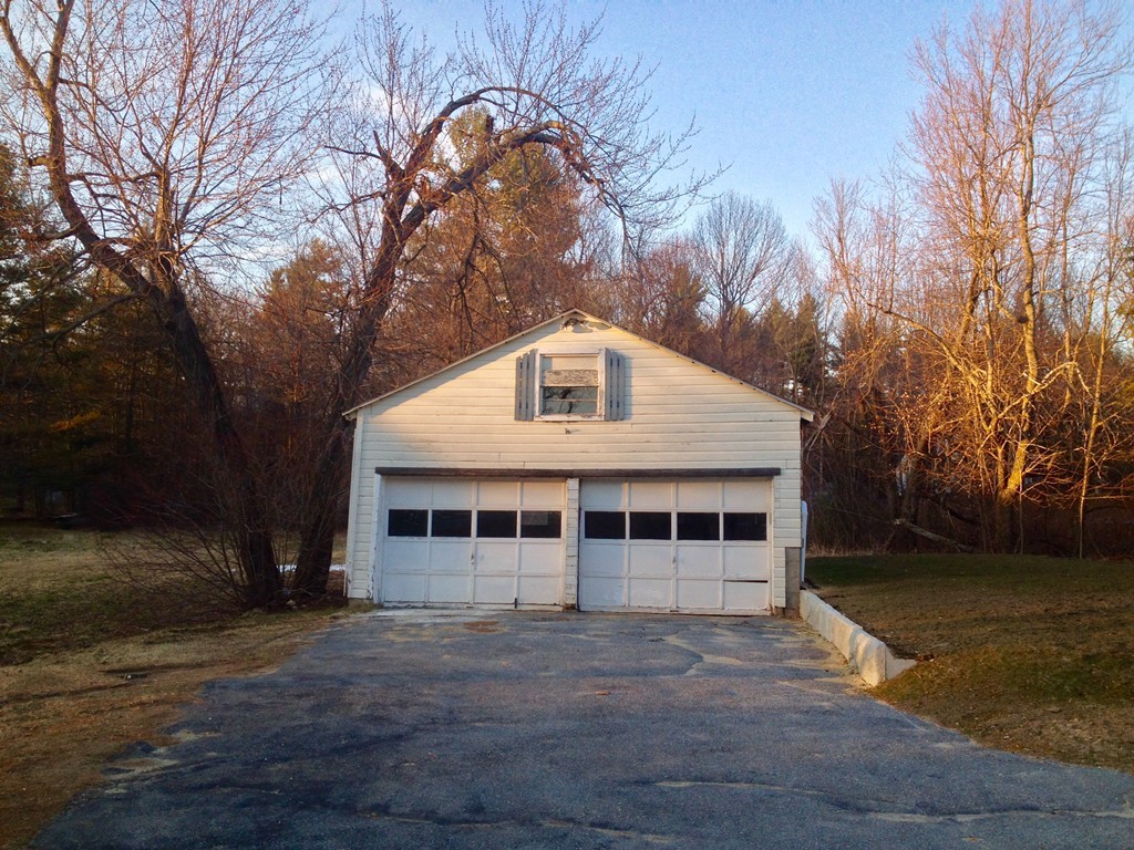 98 Narrows Road Westminster, MA 01473 - Photo 2 of 19 Gallery Image 2