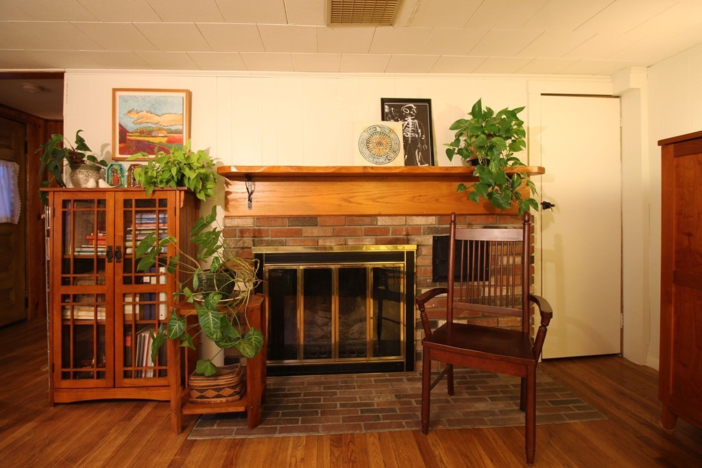 98 Narrows Road Westminster, MA 01473 - Photo 7 of 19 Gallery Image 7