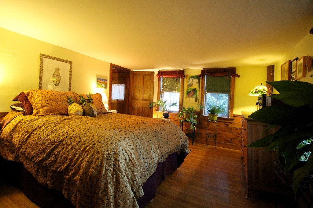 98 Narrows Road Westminster, MA 01473 - Photo 8 of 19 Gallery Image 8