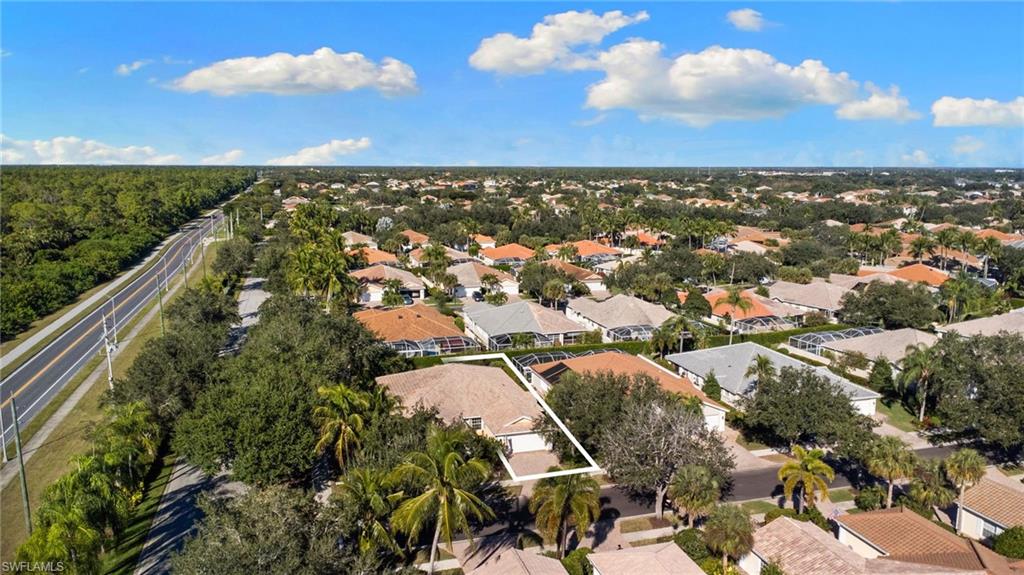 4907 Kingston Way Naples, FL 34119 - Photo 2 of 49