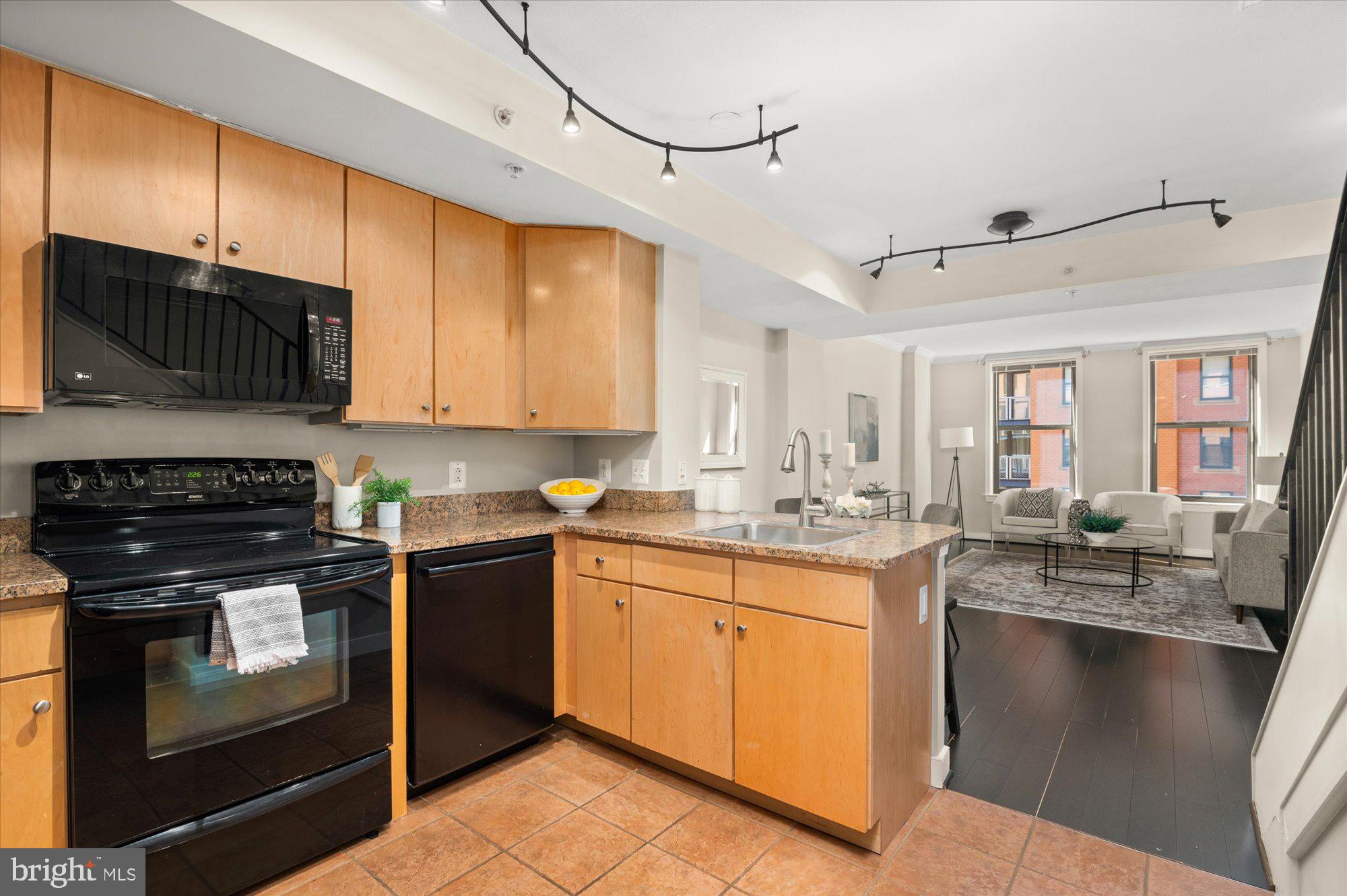 616 E Street Northwest, Unit 854 Washington, DC 20004 - Photo 12 of 87 Full-Size Kitchen with Lots of Counter Space
