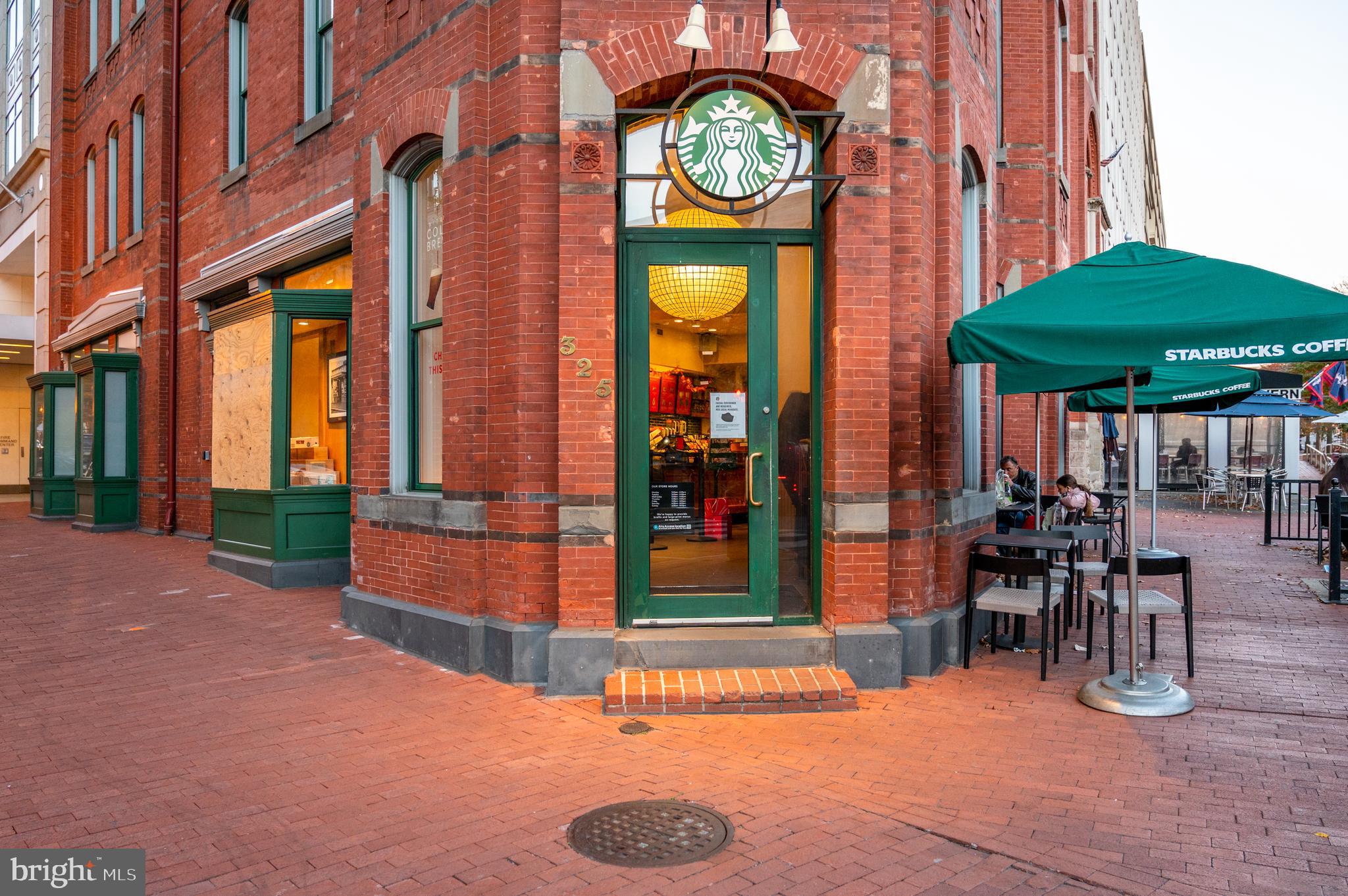 616 E Street Northwest, Unit 854 Washington, DC 20004 - Photo 73 of 87 Starbucks is two Blocks toward The Mall