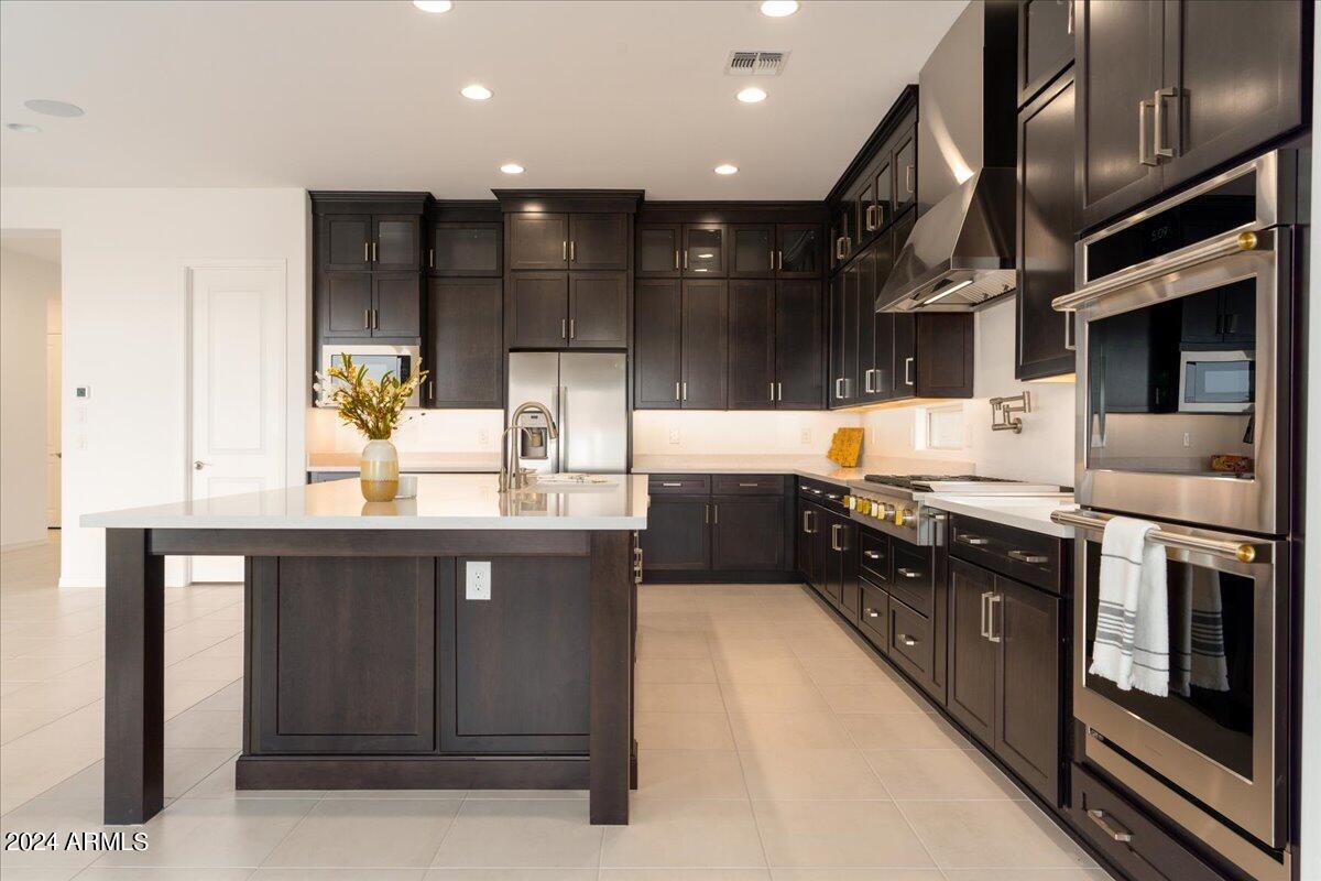 20848 West Rattler Road Buckeye, AZ 85396 - Photo 11 of 44 Kitchen