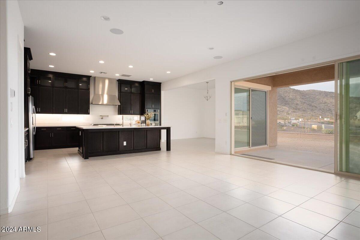 20848 West Rattler Road Buckeye, AZ 85396 - Photo 6 of 44 Kitchen/Great Room