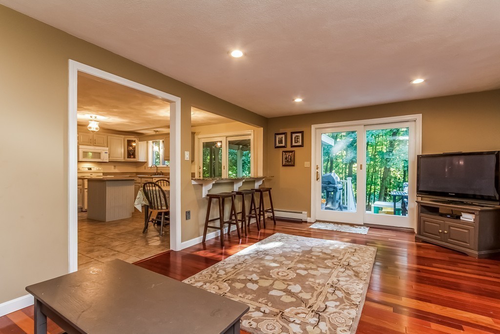 522 Martins Pond Road Groton, MA 01450 - Photo 12 of 30 Gallery Image 12