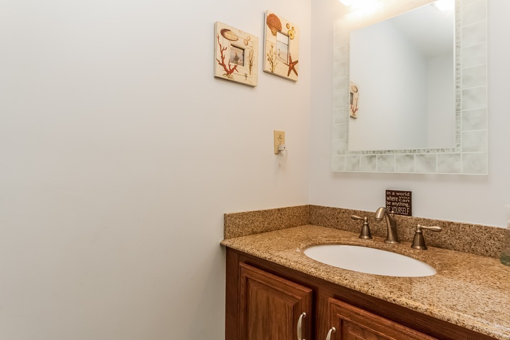 522 Martins Pond Road Groton, MA 01450 - Photo 17 of 30 Gallery Image 17