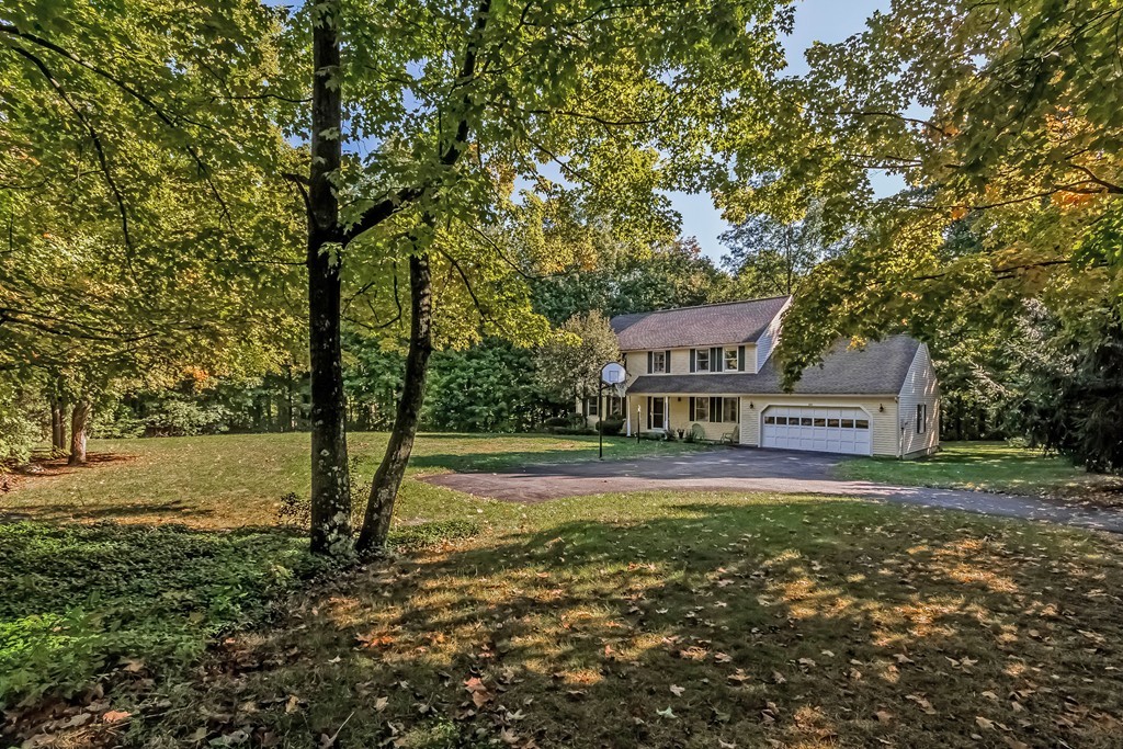 522 Martins Pond Road Groton, MA 01450 - Photo 2 of 30 Gallery Image 2