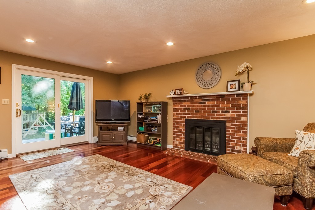 522 Martins Pond Road Groton, MA 01450 - Photo 10 of 30 Gallery Image 10