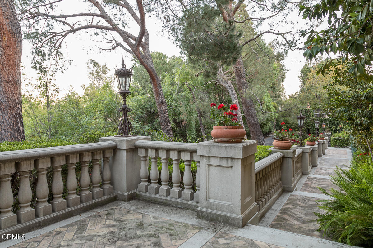 100 Los Altos Drive Pasadena, CA 91105 - Photo 65 of 72 147.100 Los Altos_1287_mls