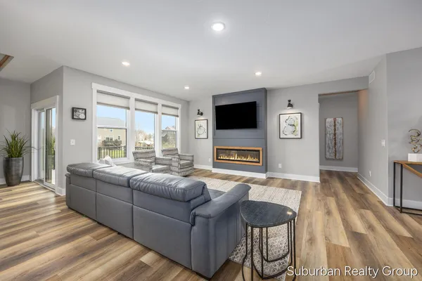 $749,900 | 8056 Tramway Drive Southwest, Byron Center, MI 49315