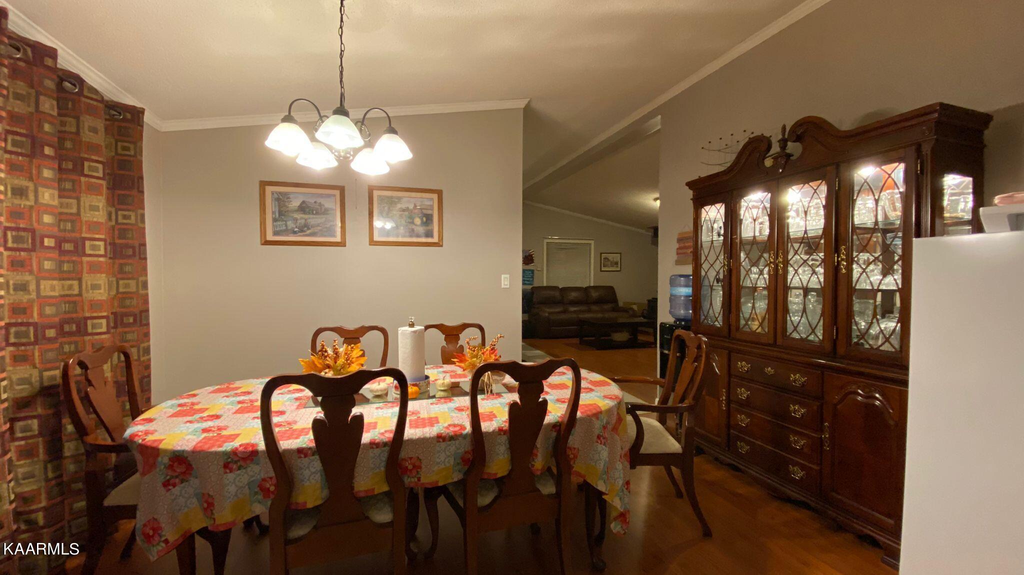 1323 Lin Creek Road Sevierville, TN 37876 - Photo 3 of 17 Dining Room