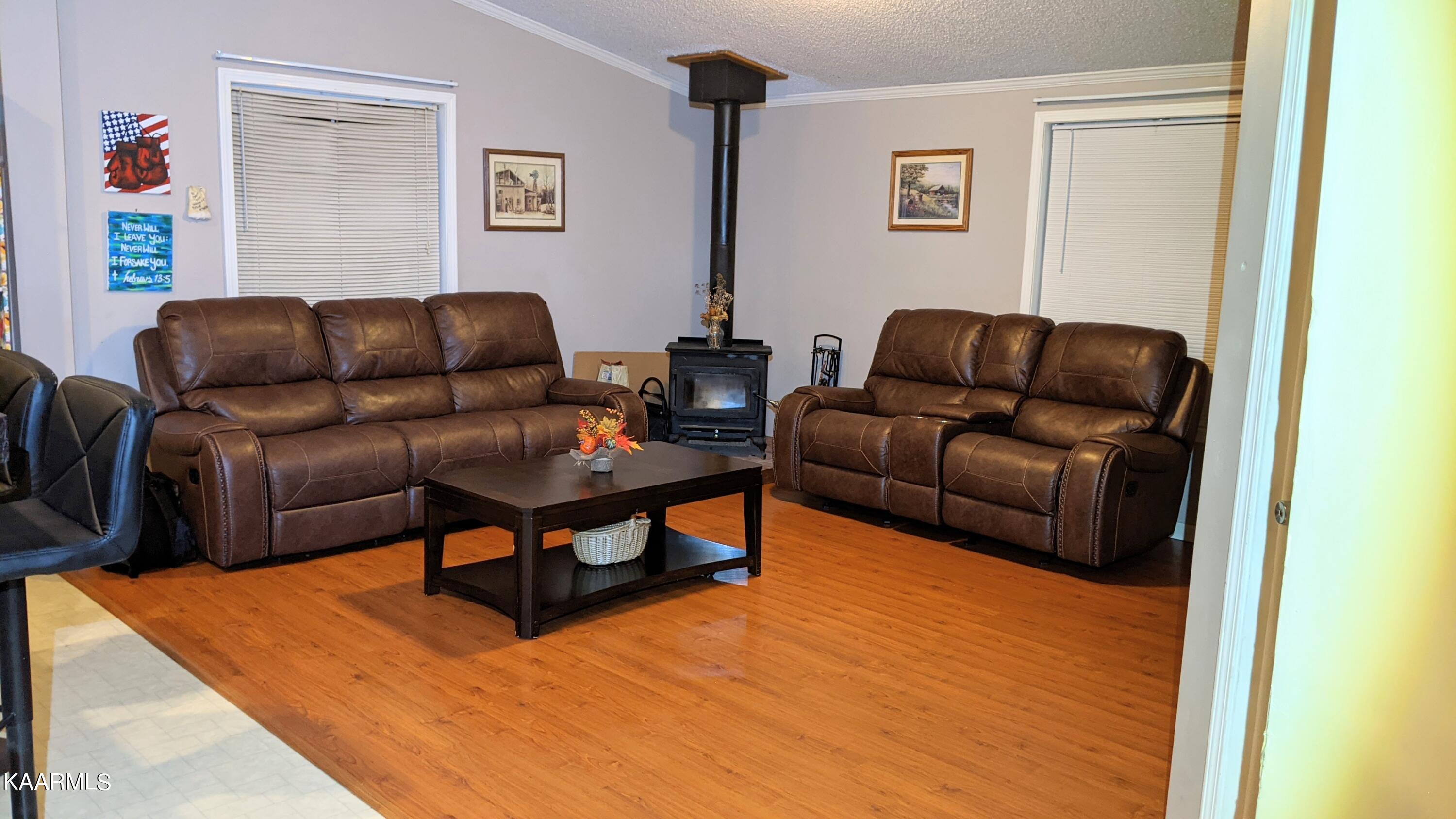 1323 Lin Creek Road Sevierville, TN 37876 - Photo 8 of 17 2nd Living Room