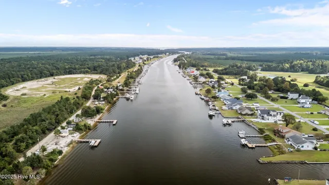 $675,000 | 218 Old Ironsides Road, Newport, NC 28570