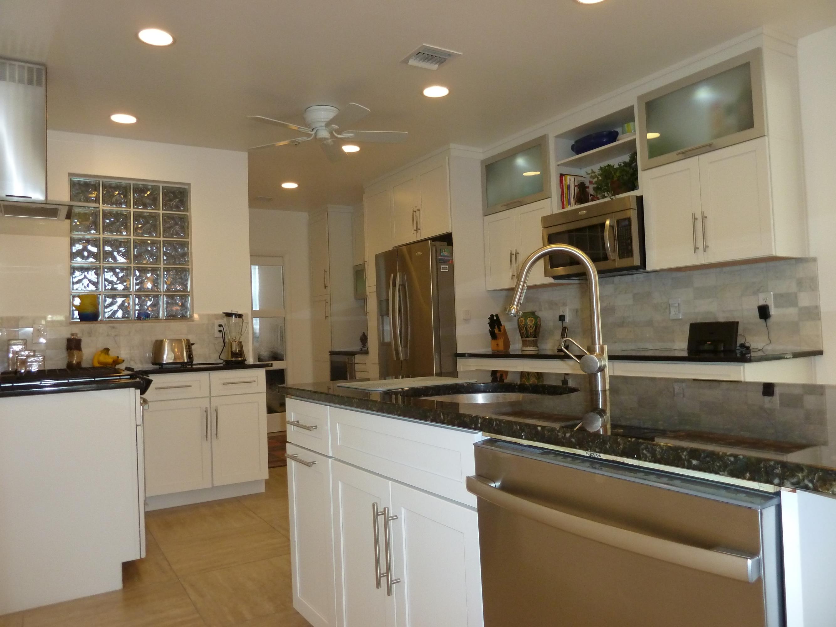 371 Ellamar Road West Palm Beach, FL 33405 - Photo 6 of 19 126
