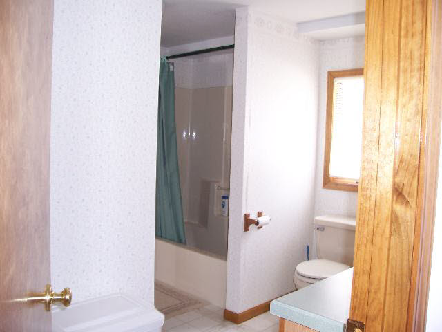 3545 West Sycamore Beach Road Angola, IN 46703 - Photo 8 of 9 Gallery Image 8