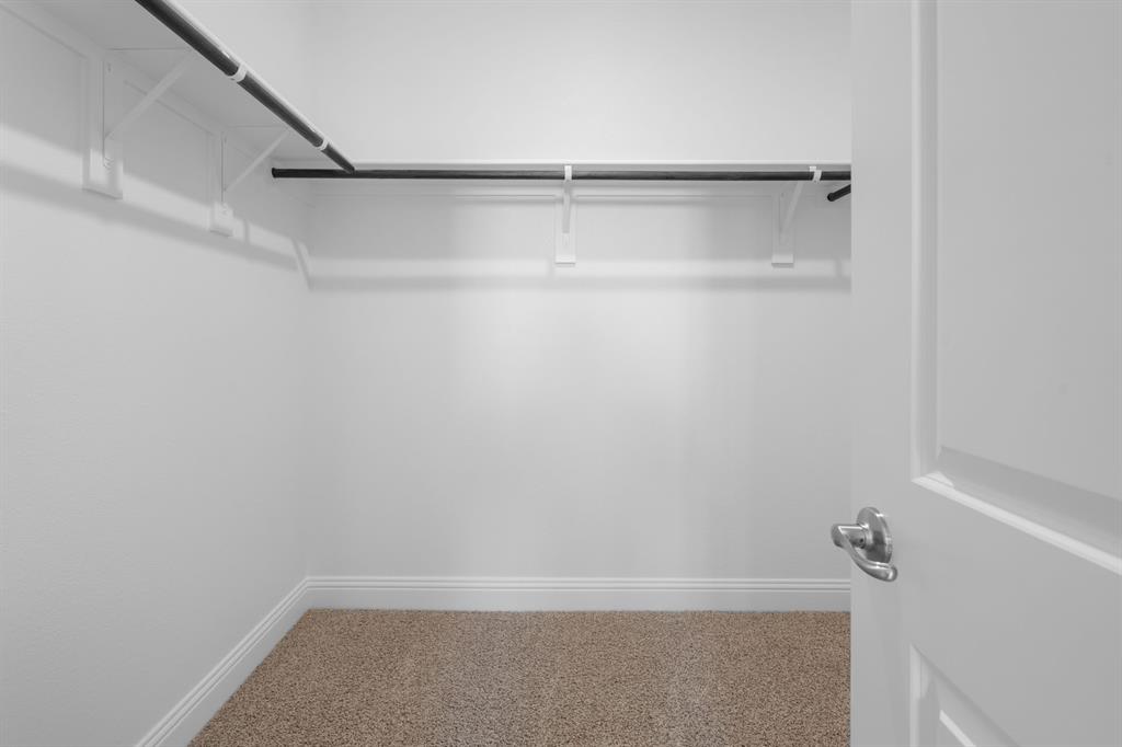 1008 Snapdragon Drive Euless, TX 76039 - Photo 9 of 12 a view of small space