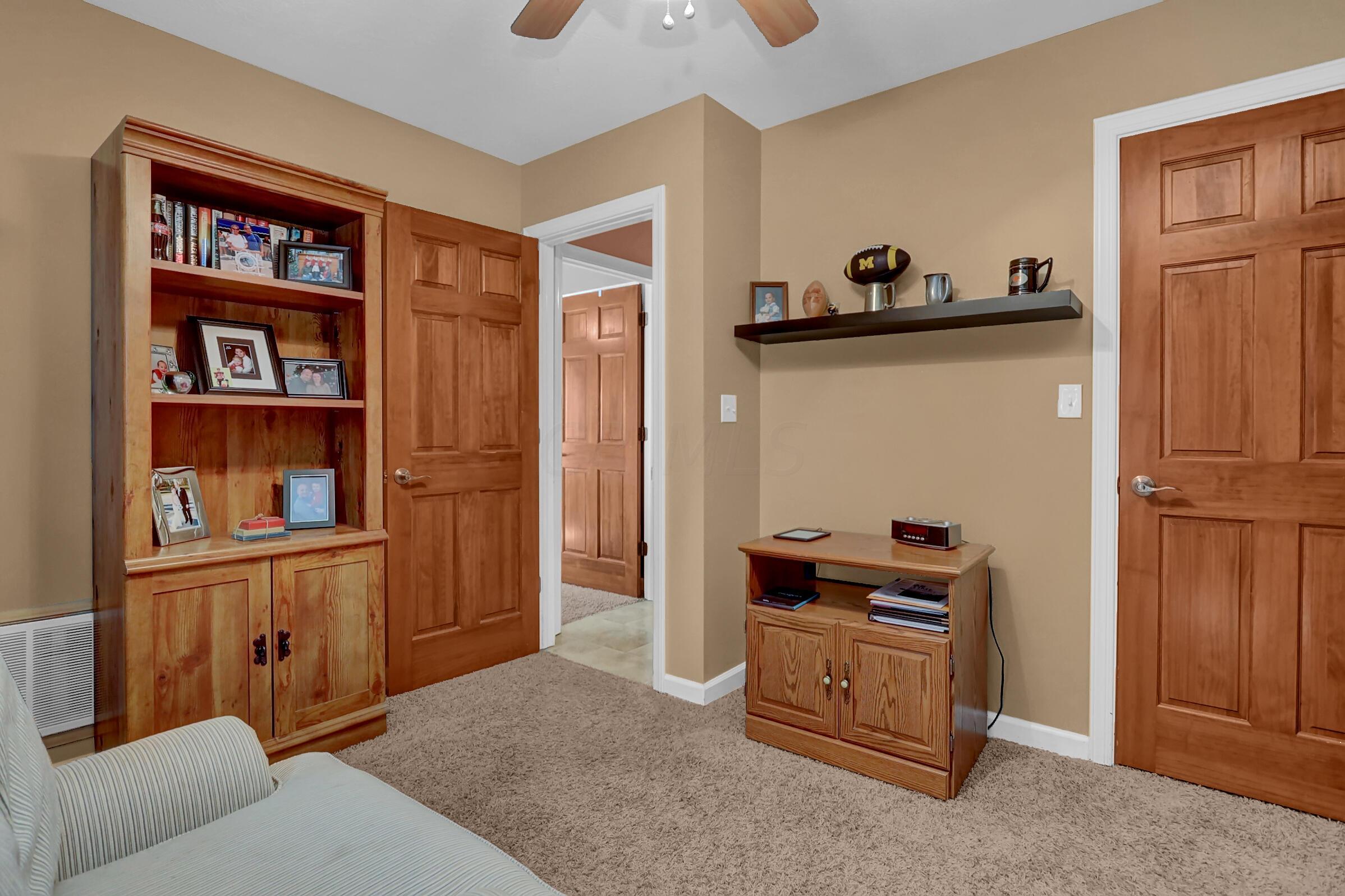 2015 Crumley Road Southwest Lancaster, OH 43130 - Photo 18 of 43 IMG_0179
