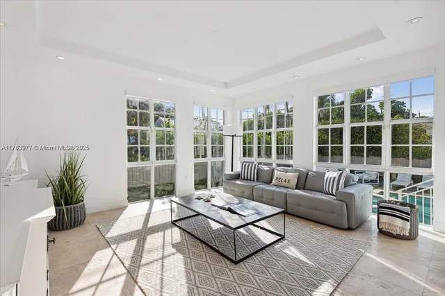 $25,000 | 350 Woodcrest Road, Key Biscayne, FL 33149